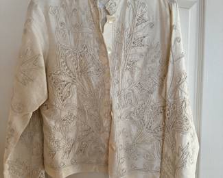 Women's Norm Thompson Cream Embroidered Knit Blouse Size M