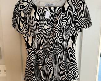 Women's Lillie Ruben Top & Skirt Size M