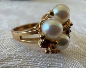 14K Gold Pearl Ring