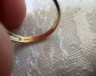 14K Gold & Garnet Ring