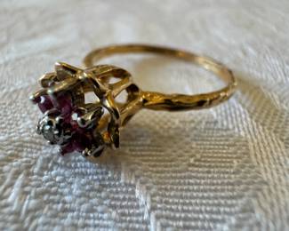 10K Gold & Ruby Cluster Ring