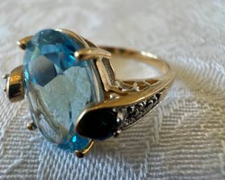 14K Gold & Blue Topaz Ring
