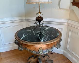 French Louis XVI Style Gueridon Marble Top Entrance Table (33"D x 31"H) with Designer Lamp