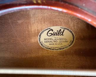 Guild D2SM / Serial 151622 Acoustic Guitar with Case