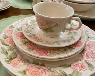 FINE CHINA SETS