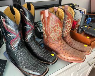 WESTERN BOOTS