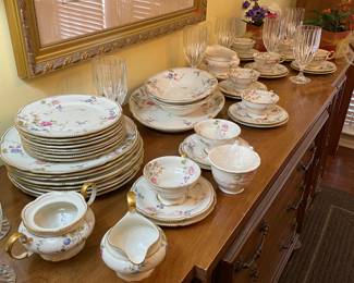FINE CHINA SETS