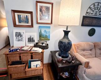 Great table with storage baskets.