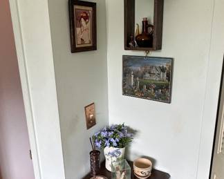 Cute corner cabinet.