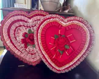 Valentine's Day boxes for your sweetheart.