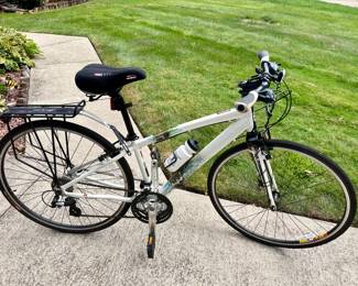 Diamondback Clarity bike.