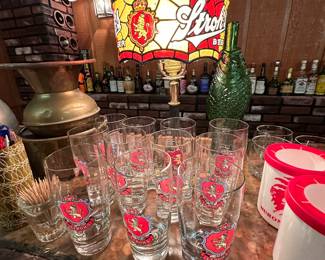 Fully equipped bar in the basement.