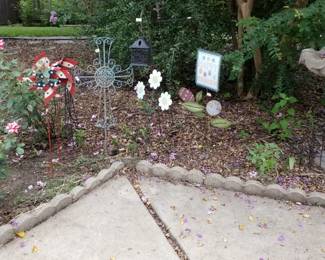 yard decor