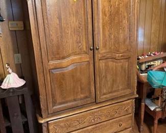 OAK CABINET