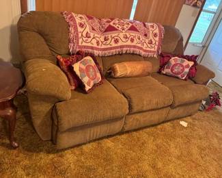 RECLINER SOFA