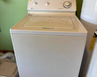MAYTAG WASHER