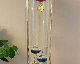 Galileo Thermometer