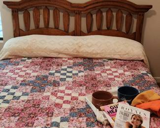 Bedroom Set Headboard and Footboard (Mattress Not Included), Comforter, Magazines