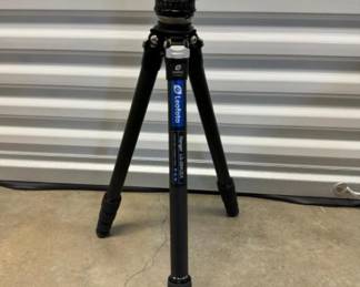 Leofoto Ranger LS 284 CEX | Est. $400	