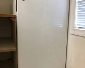 Sears Upright Frost Freezer Model Capri 5. Dimensions 21" x 21" x 32" H