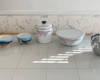 Kitchen Bowls Plus