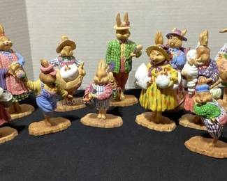 Department 56 figurines