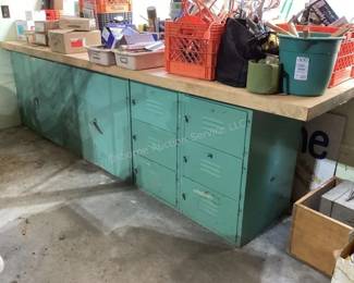 Storage cabinets 
