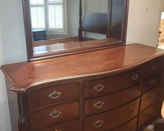 Palmer Home Collection Dresser