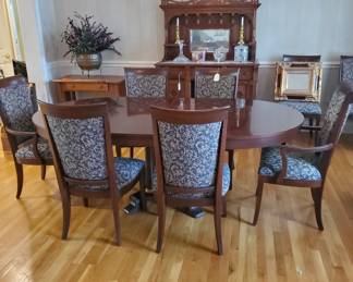 Dining Room Table and Chairs