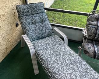 outdoor furniture/ lounge chair/ patio furniture