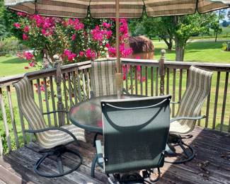 Patio table, chairs & umbrella
