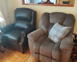 Power recliners, both only 3 years old
