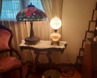 Tiffany Style Lamp & Vintage Victorian Lamp, vintage corner curio stand
