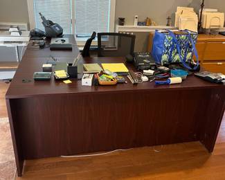 OFFICE DESK
