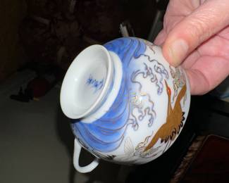 Vintage Hand Painted Meiji Fukagawa 