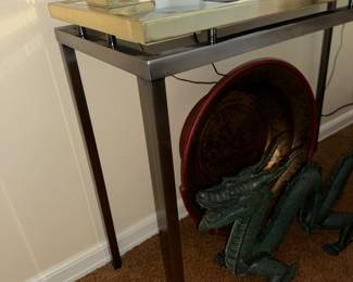 Pretty midmodern chrome table