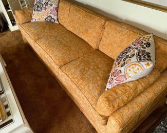 Gracie Sq Collection SLOANE couch