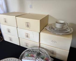 Eight 5pc place settings of Lenox 'Ivory Frost' $50 each set.  Never used!  Perfect! 