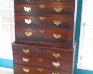 Antique Dresser, may have been 2 pieces and stacked. 