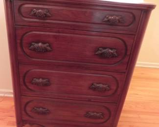 4 Drawer Dresser