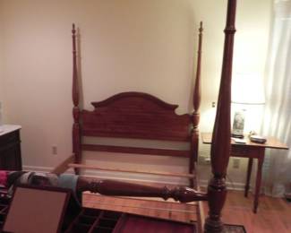 4 Post Wooden Queen Bed