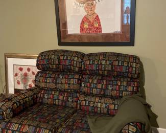 Very nice, newer loveseat, dual recliners