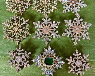 Snowflake Pins