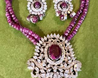 Fashion Earrings & Necklace Set