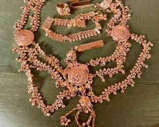 Necklace, Bracelet & Ring Set