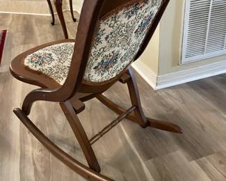 Folding rocker $90.00 18”w 29”d 32”t