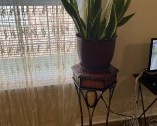 Metal plant stand $35.00 13.5”w 16”d 33.5”t