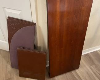 Dinning table 6 chairs 2 leafs and table pads. $600.00. 82”L 44”w 30”t leaf 18”w