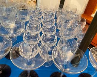 Wine/Martini Black Stemmed Glasses 