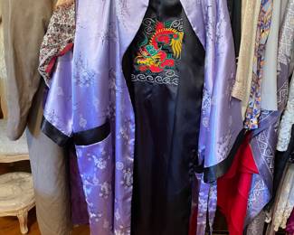 reversible embroidered kimono